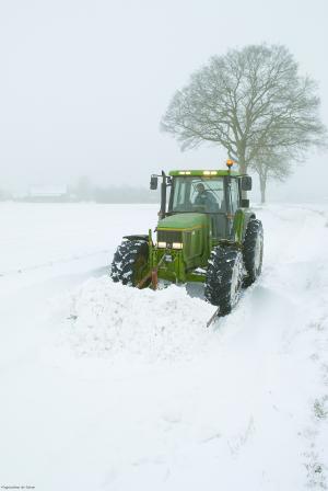 Grâce à cette nouvelle convention, les agriculteurs pourront aider à titre exceptionnel, les services de la voirie en cas d’épisode neigeux.