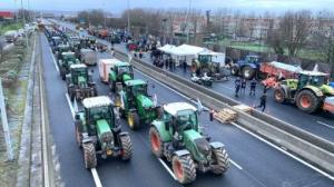 « Siège de la capitale » : les agriculteurs eurois participent
à laction.