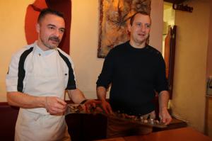 Frédérick Boutet (à gauche) et Martial Paulet présentenront leurs créations culinaires à base de truffe.